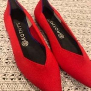 Rothy's the point red